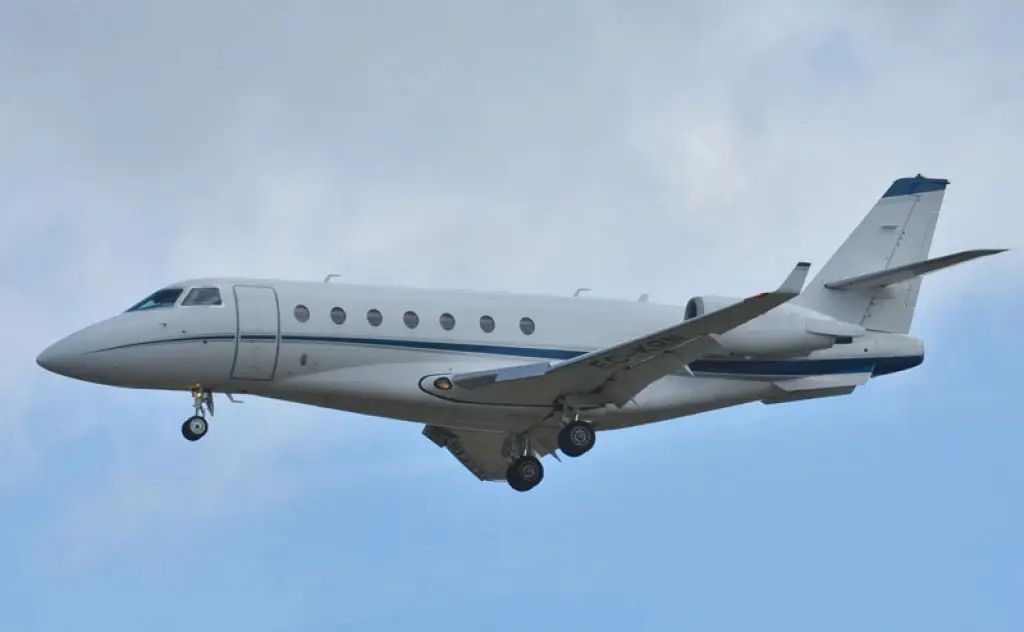 Gulfstream G200 private jet exterior
