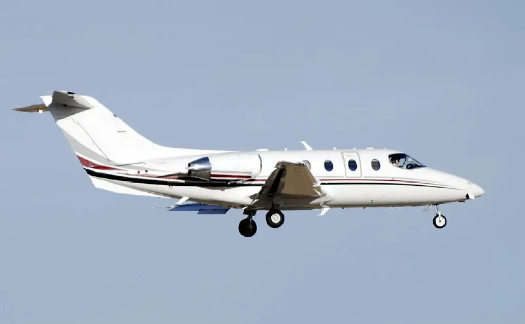 Hawker 400XP private jet for charter to Washington D.C.
