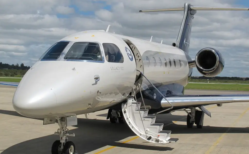 Embraer Legacy 500 private jet exterior