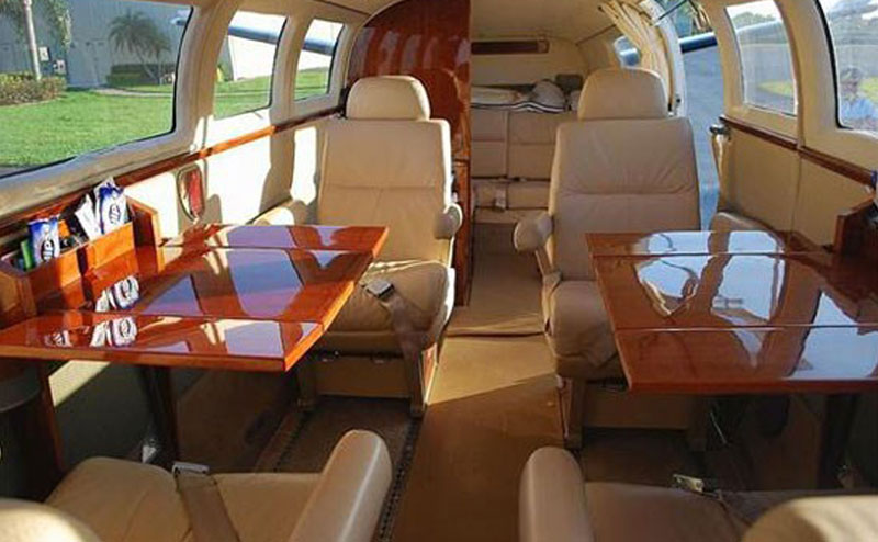 Cessna 404 Titan Interior
