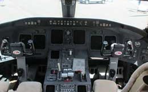 Challenger 850 Cockpit