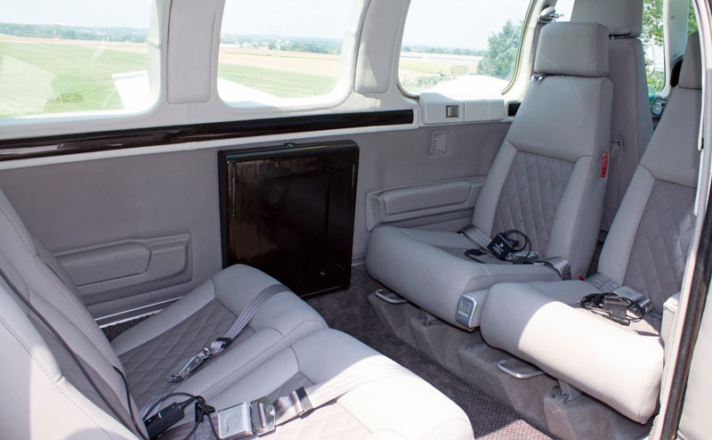 Piper Cherokee Six Interior